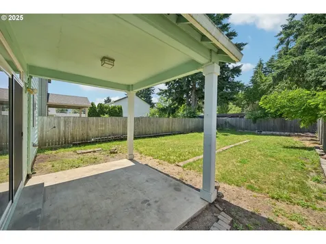 5233 SE 109th Avenue Portland OR 97266