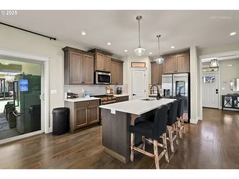 3872 N Morris Street Newberg OR 97132