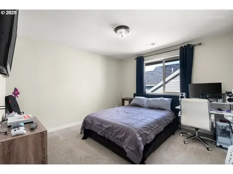 3872 N Morris Street Newberg OR 97132