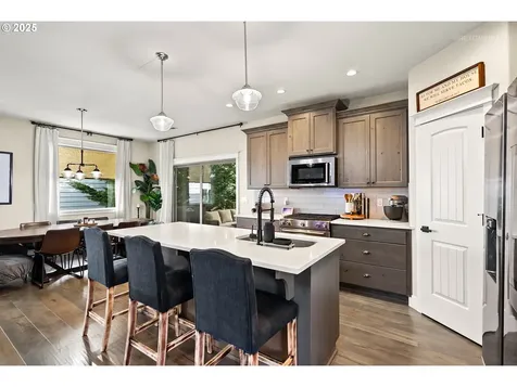 3872 N Morris Street Newberg OR 97132
