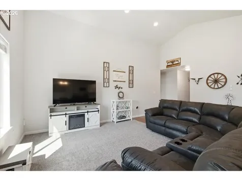 341 NW Hope Court Willamina OR 97396