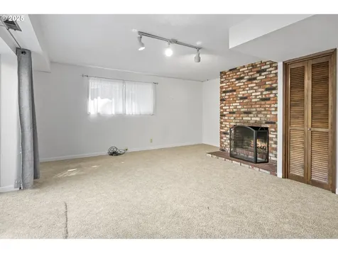 13555 SW Fircrest Court Beaverton OR 97008