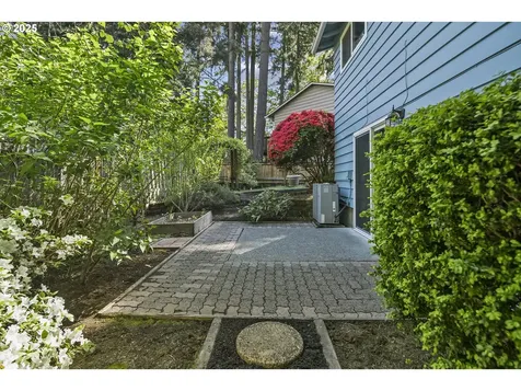 13555 SW Fircrest Court Beaverton OR 97008