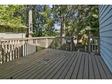 13555 SW Fircrest Court Beaverton OR 97008