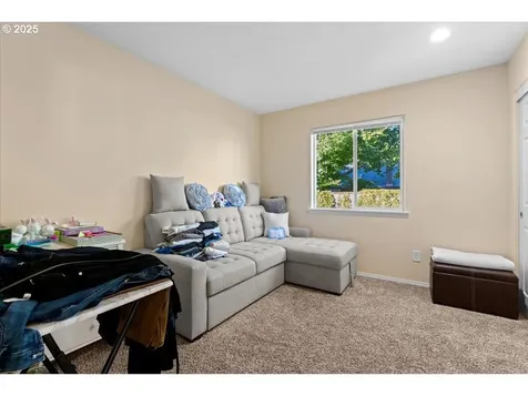 1745 SW 27th Street Troutdale OR 97060