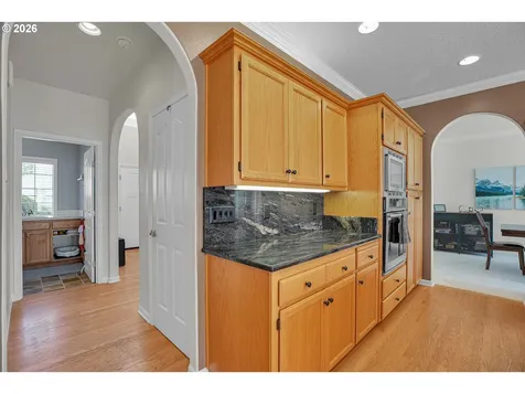 1116 Glazemeadow Street Keizer OR 97303