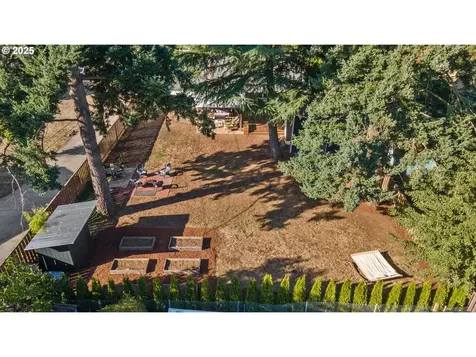 6136 SE Harney Street Portland OR 97206