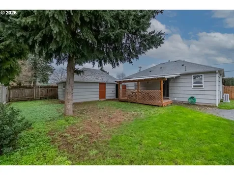 3090 D Street NE Salem OR 97301