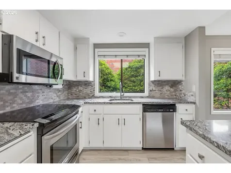 15432 SW 114th Court Portland OR 97224