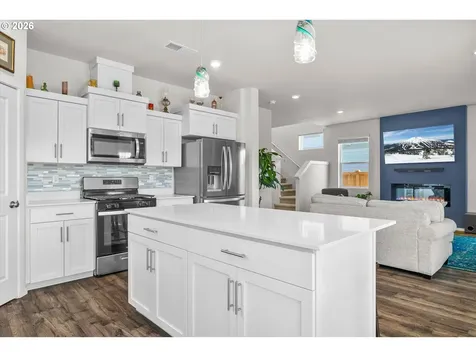 715 NE Union Loop Prineville OR 97754