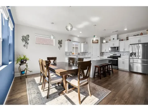 715 NE Union Loop Prineville OR 97754
