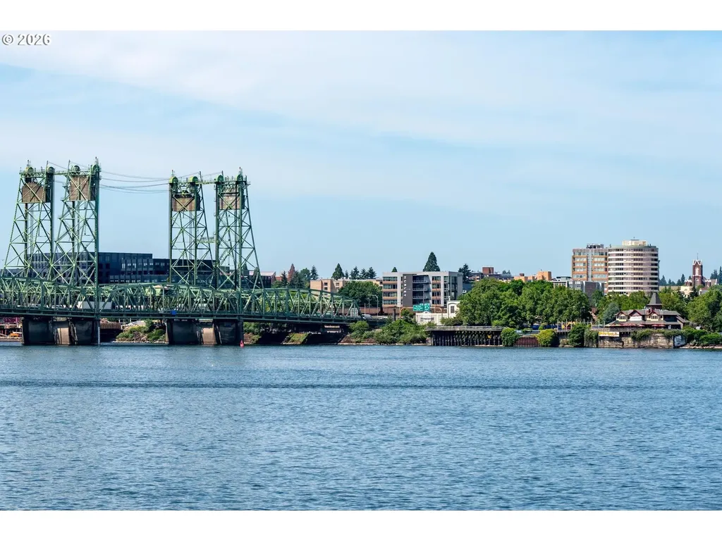 113 N Hayden Bay Drive Portland OR 97217
