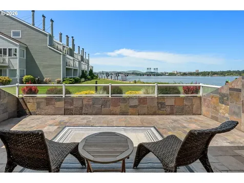 113 N Hayden Bay Drive Portland OR 97217