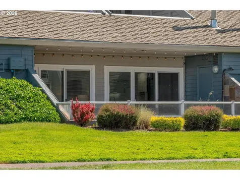 113 N Hayden Bay Drive Portland OR 97217