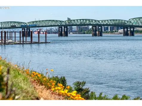 113 N Hayden Bay Drive Portland OR 97217