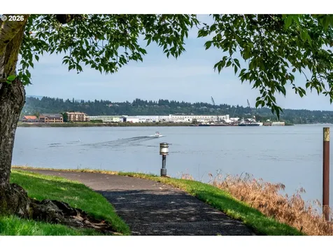 113 N Hayden Bay Drive Portland OR 97217
