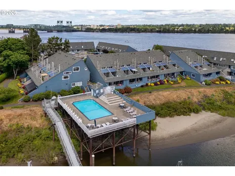113 N Hayden Bay Drive Portland OR 97217