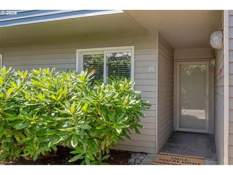 113 N Hayden Bay Drive Portland OR 97217