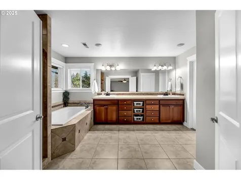 140 Venus Avenue Woodland WA 98674