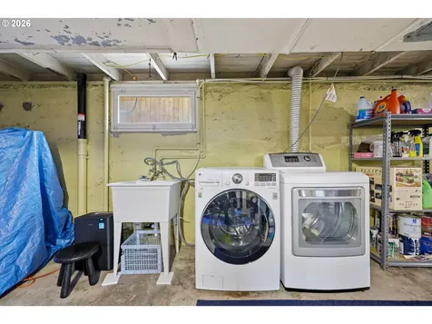 4549 NE 22nd Avenue Portland OR 97211