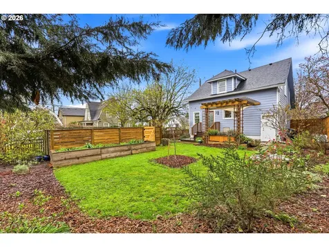 4549 NE 22nd Avenue Portland OR 97211