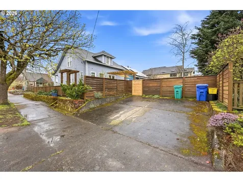 4549 NE 22nd Avenue Portland OR 97211