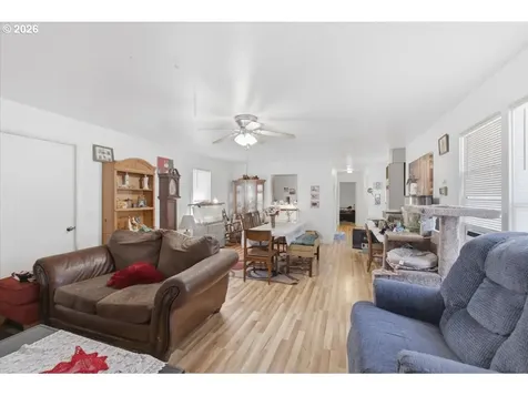 1044 23rd Avenue Sweet Home OR 97386