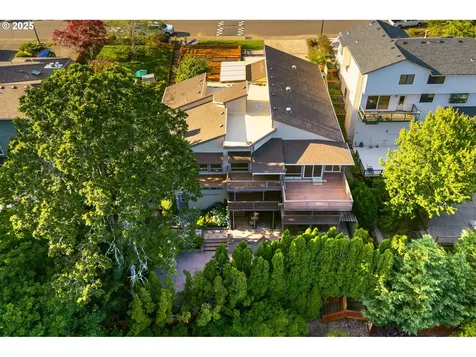 9600 SW Ventura Court Portland OR 97223