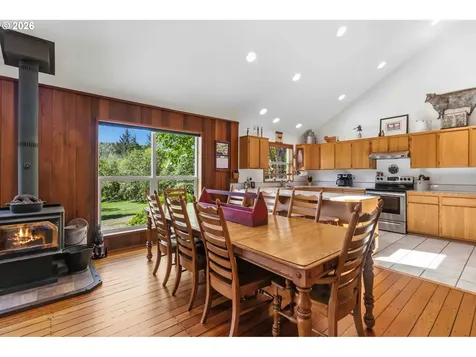 359 Frank Smith Road Toutle WA 98649