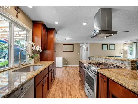 19977 SW Joann Court Beaverton OR 97003