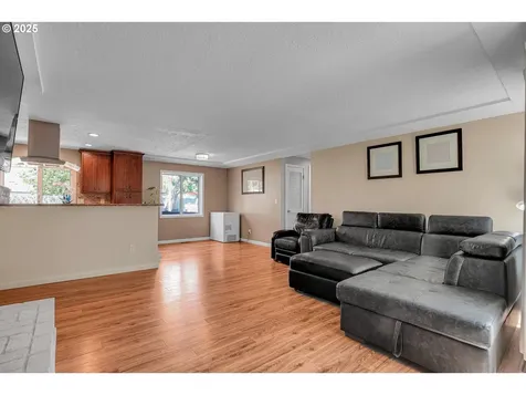 19977 SW Joann Court Beaverton OR 97003