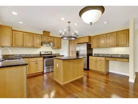 5391 NW Lianna Way Portland OR 97229