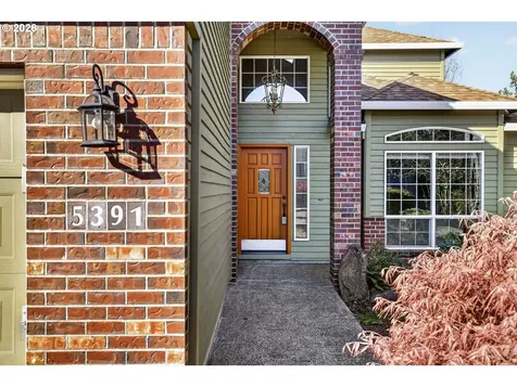 5391 NW Lianna Way Portland OR 97229