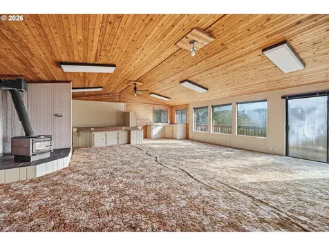14325 NW Pheasant Hill Road Mcminnville OR 97128