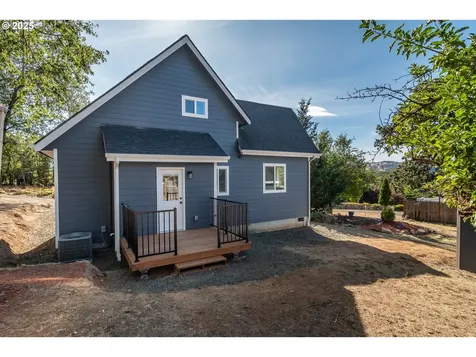 320 Wells Lane Oakland OR 97462