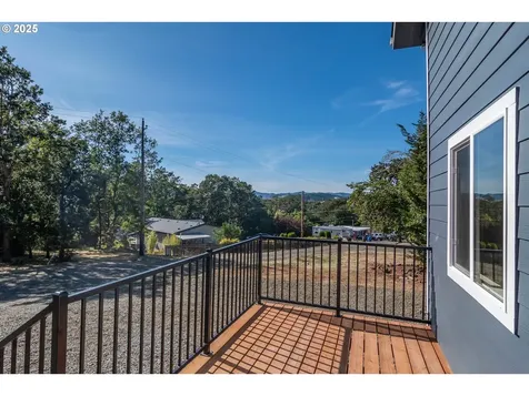 320 Wells Lane Oakland OR 97462