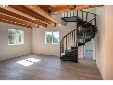 320 Wells Lane Oakland OR 97462