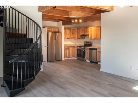 320 Wells Lane Oakland OR 97462