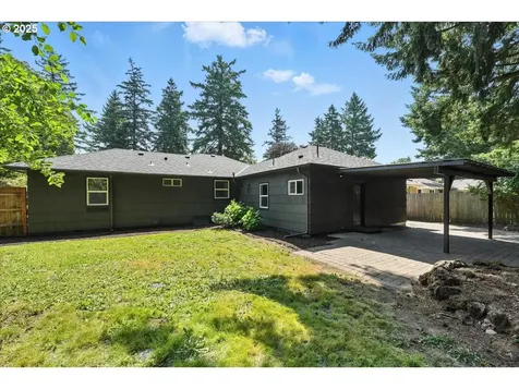841 NE 113th Avenue Portland OR 97220