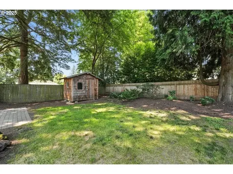 841 NE 113th Avenue Portland OR 97220