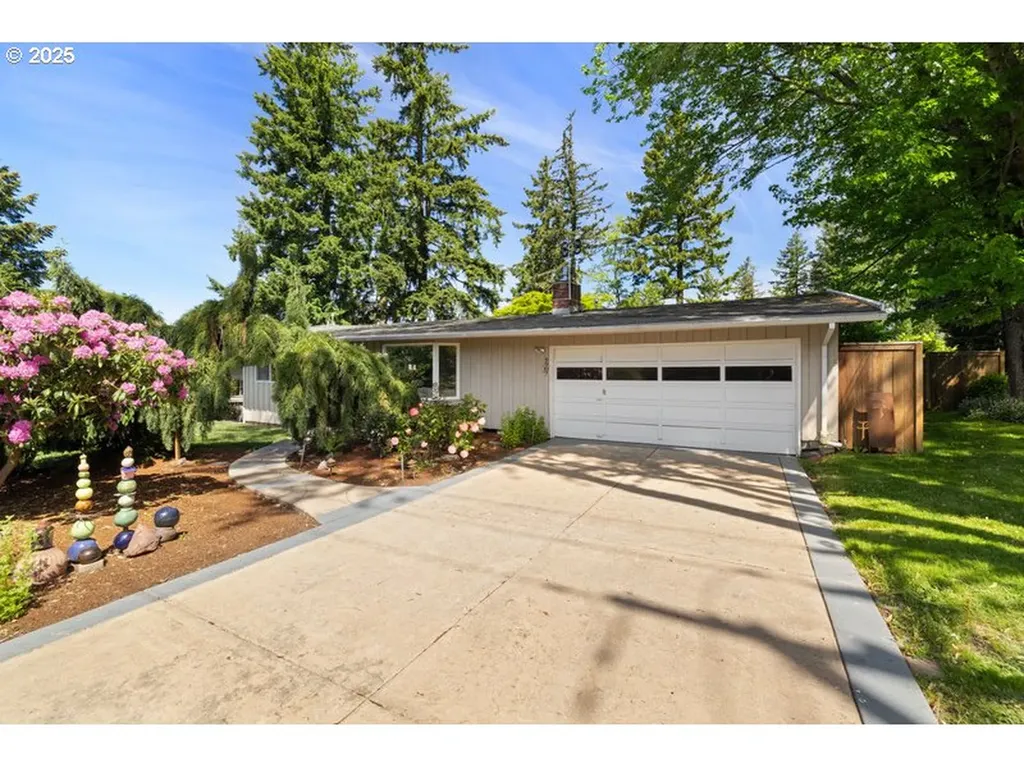 6907 SW Florence Lane Portland OR 97223