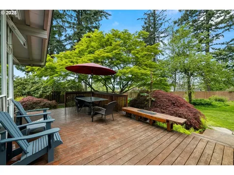 6907 SW Florence Lane Portland OR 97223