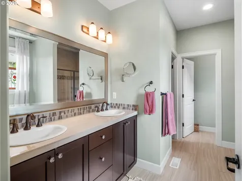 1420 NW Goodwin Street Camas WA 98607