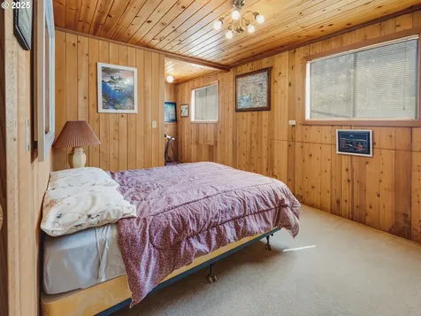 1080 SW Norwood Drive Waldport OR 97394