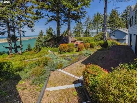 1080 SW Norwood Drive Waldport OR 97394