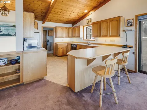 1080 SW Norwood Drive Waldport OR 97394