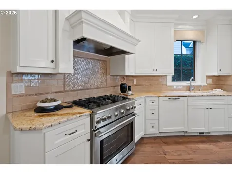 784 3rd Street Lake Oswego OR 97034
