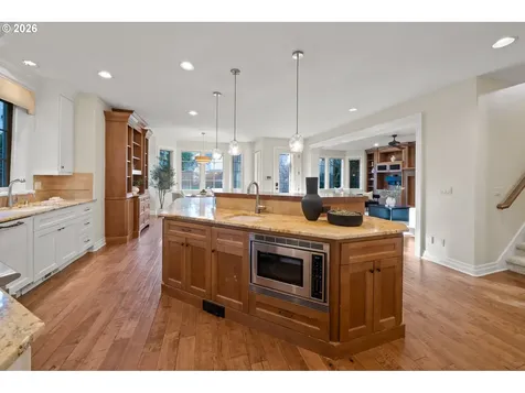 784 3rd Street Lake Oswego OR 97034