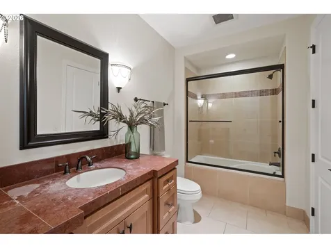 784 3rd Street Lake Oswego OR 97034