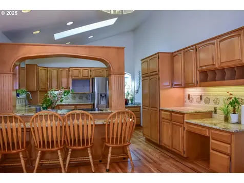 130 Candice Court Medford OR 97504